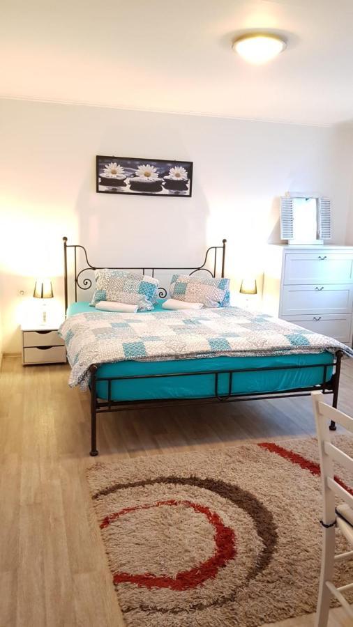 Ferienwohnung Dum V Podzamci Mělník Exterior foto